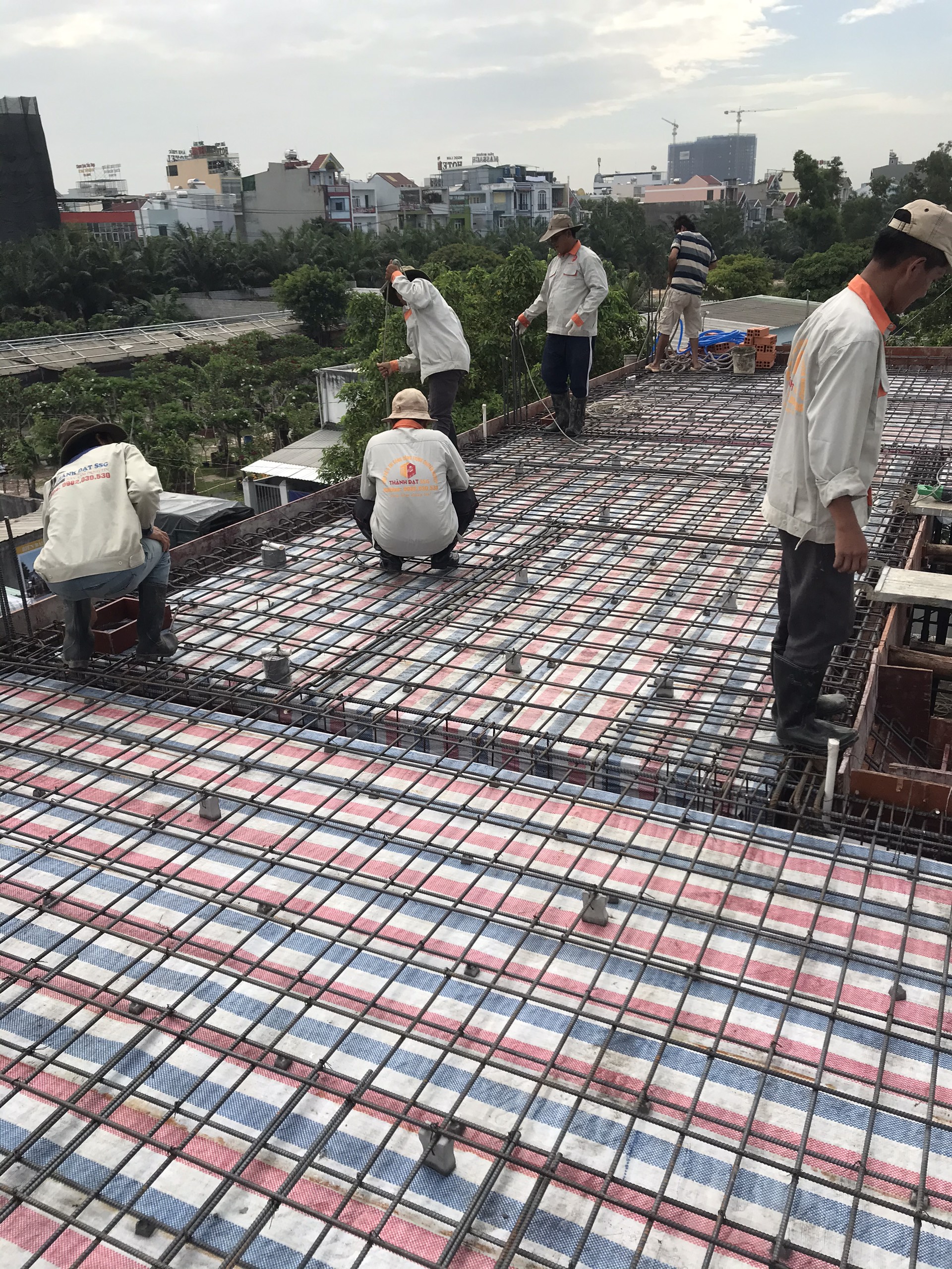Thi công phần thô trong quy trình thi công nhà phố